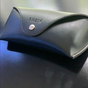 Shein glasses case
